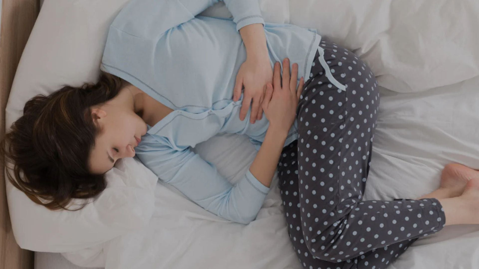 Se réveiller avec des brûlures d’estomac et du reflux acide le matin ?